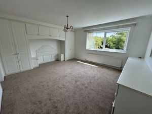 Photo 11- click for photo gallery